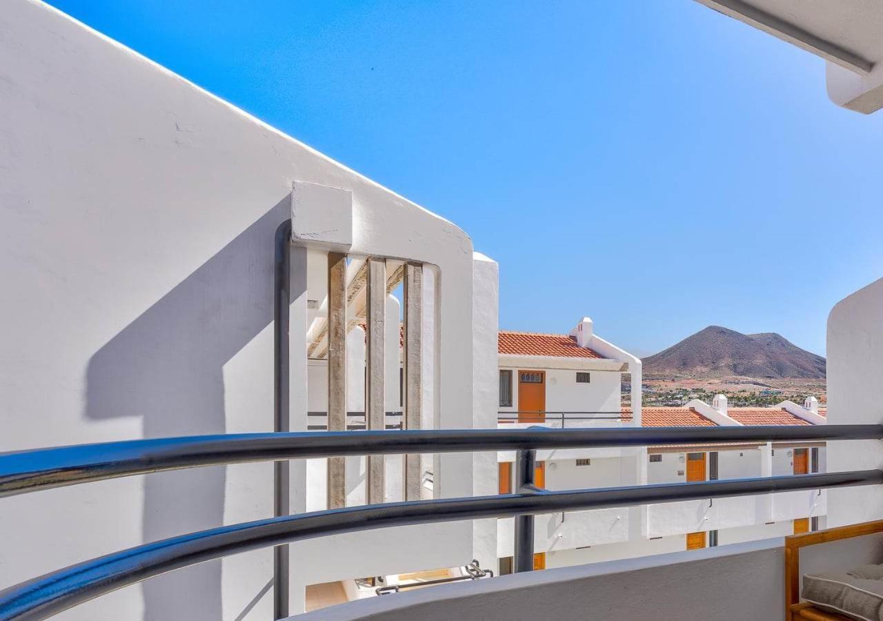 Stylish Flat And Pool With 3 Rooms, Sleeps 6, Los Cristianos Los Cristianos (Tenerife) Exterior foto