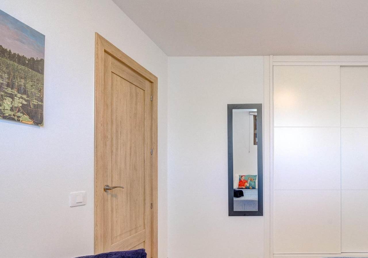 Stylish Flat And Pool With 3 Rooms, Sleeps 6, Los Cristianos Los Cristianos (Tenerife) Exterior foto